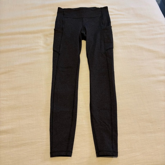 Lululemon Speed Up Tight *28” SIZE 6 - Picture 8 of 16